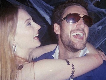 Софі Тернер після розлучення публічно привітала нового бойфренда із 30-річчям