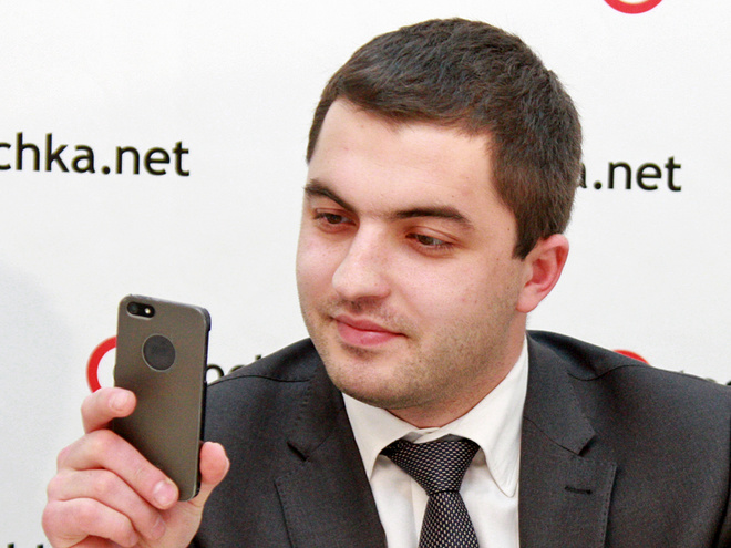 Євген Ларін