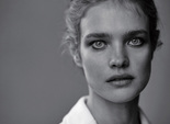 Наталья Водянова в черно-белой фотосессии для Dior Magazine