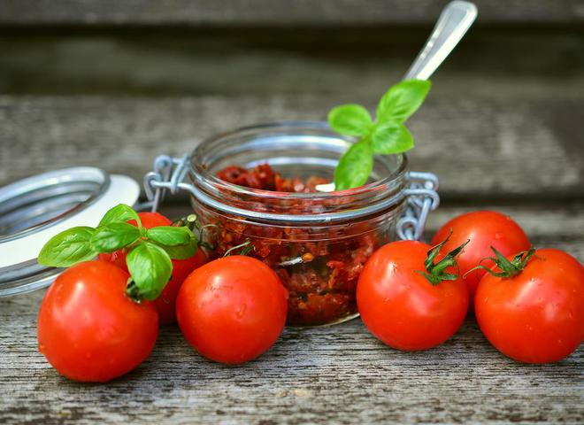 Как приготовить томат на зиму в домашних условиях