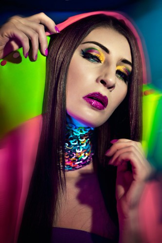 Необычные макияжи