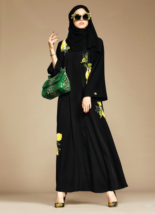 Dolce & Gabbana выпустили коллекцию хиджабов