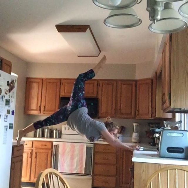 Йога на кухне