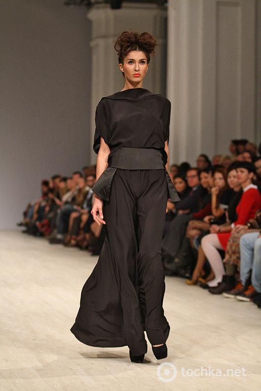 Показ Татьяна ЗЕМСКОВА / Елена ВОРОЖБИТ