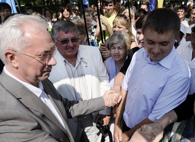 Николай Азаров