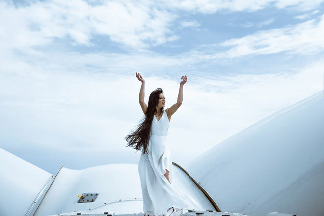 Руслана презентовала клип на песню "Ми вітер"