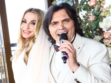 Ще не були одружені: Ольга Сумська запостила архівне фото з другим чоловіком