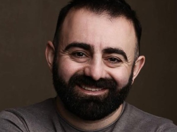 «Нестерпний біль»: зірка «Скаженого весілля» отримав травму під час театральної вистави