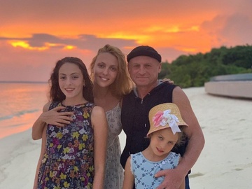 Оля Полякова публічно привітала чоловіка із 20-річчям шлюбу