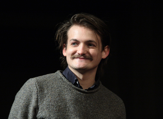 Зірка «Гри престолів» Джек Глісон у вишиванці зачитав вірш українського поета — відео