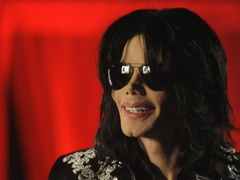 Майкл Джексон