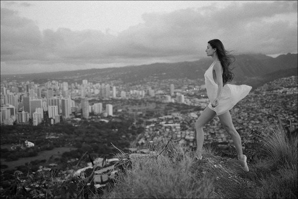 Черно-белые картинки балерин в проекте Дэна Шитаги