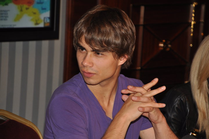 Александр Рыбак