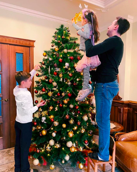 Новогодняя ёлка Михаила Присяжнюка