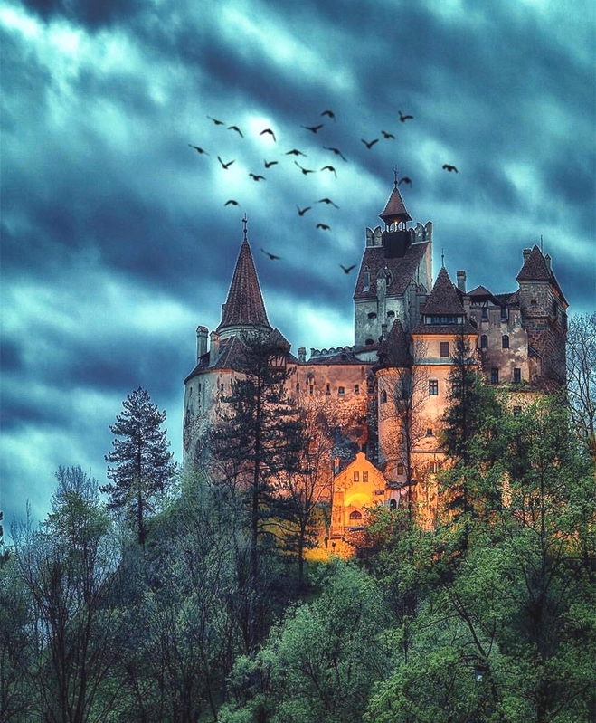 Замок Дракулы. Трансильвания.