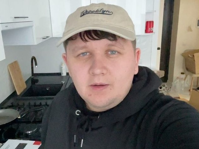 Блогер Лебіга заявив, що розійшовся з дівчиною, і вперше показав її фото