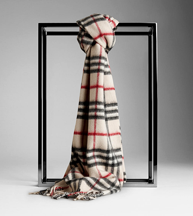 5 вещей, которые нужно прикупить в UK: шерстяные шарфы