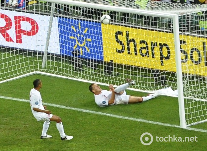 Виктор Кашшаи - незасчитанный гол в ворота Англии