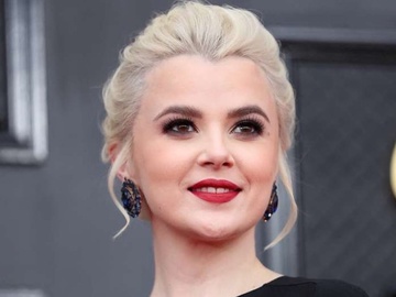 Міка Ньютон про серіал "Кадетство", де грали її пісні: Я шкодую, що були такі часи