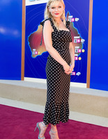 Зірковий стиль: літні сукні