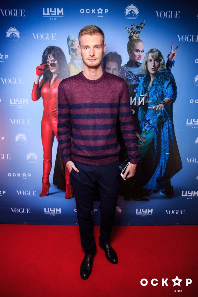 Зразковий самець 2 прем'єра