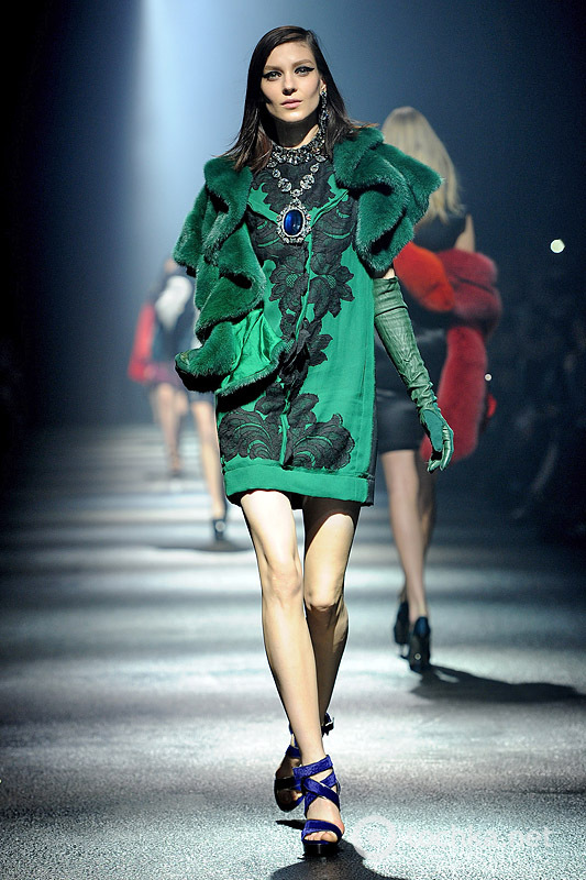 Выбираем модные перчатки