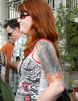 тату на жіночому тілі