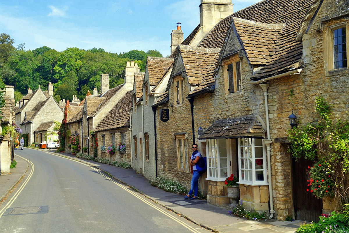 Деревня Castle Combe