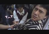 Оказывается стальной Джеки Чан боится делать уколы -)