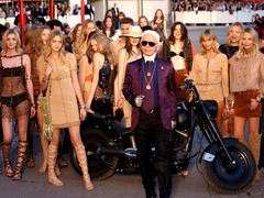 Показ мод від Chanel