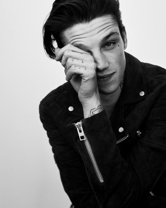 Эш Стаймест