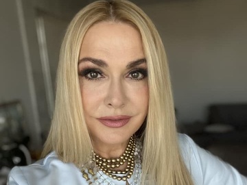Сумська показала себе у відвертому образі у фотосесії 17 років тому