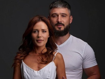 «Реальна любов»: Денисенко похвалилася чуттєвими фото з чоловіком-військовим