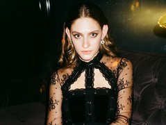 Арина Любітєлєва