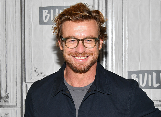 Саймон Бейкер