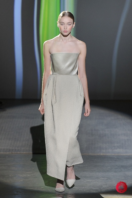 показ Elena REVA