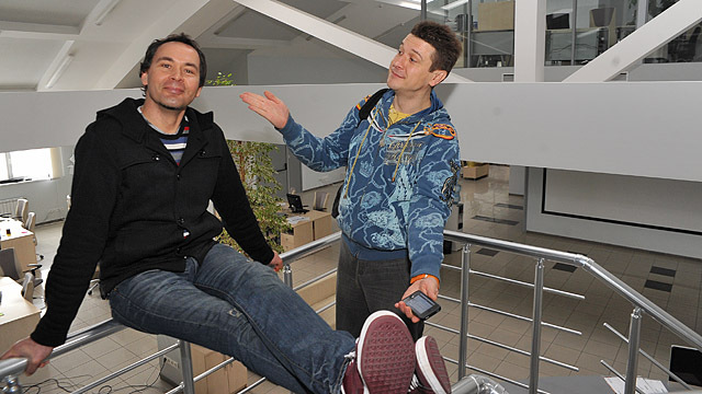 Два товарища