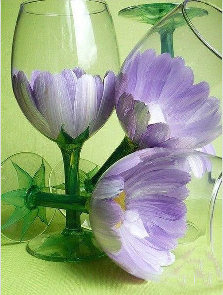Необычные бокалы с цветами
