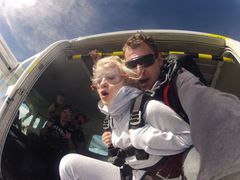 Мика Ньютон