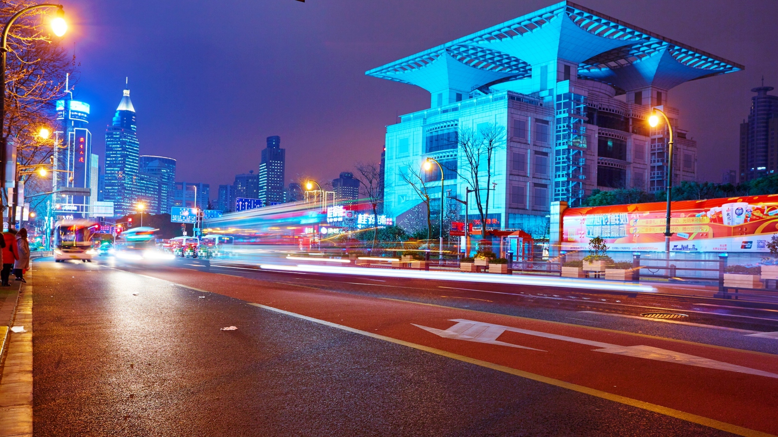 Інший Всесвіт очима популярного фотографа Андрія Саримсакова. Шанхай