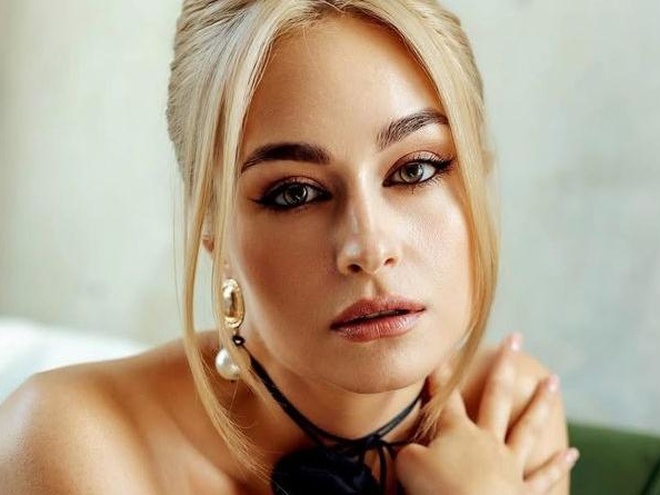 Анастасія Цимбалару зізналася, як реагує на плітки про її особисте життя