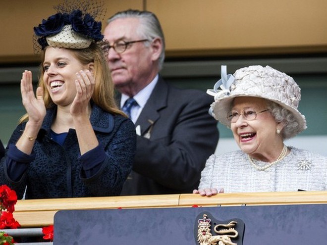 Внучка Елизаветы II принцесса Беатрис