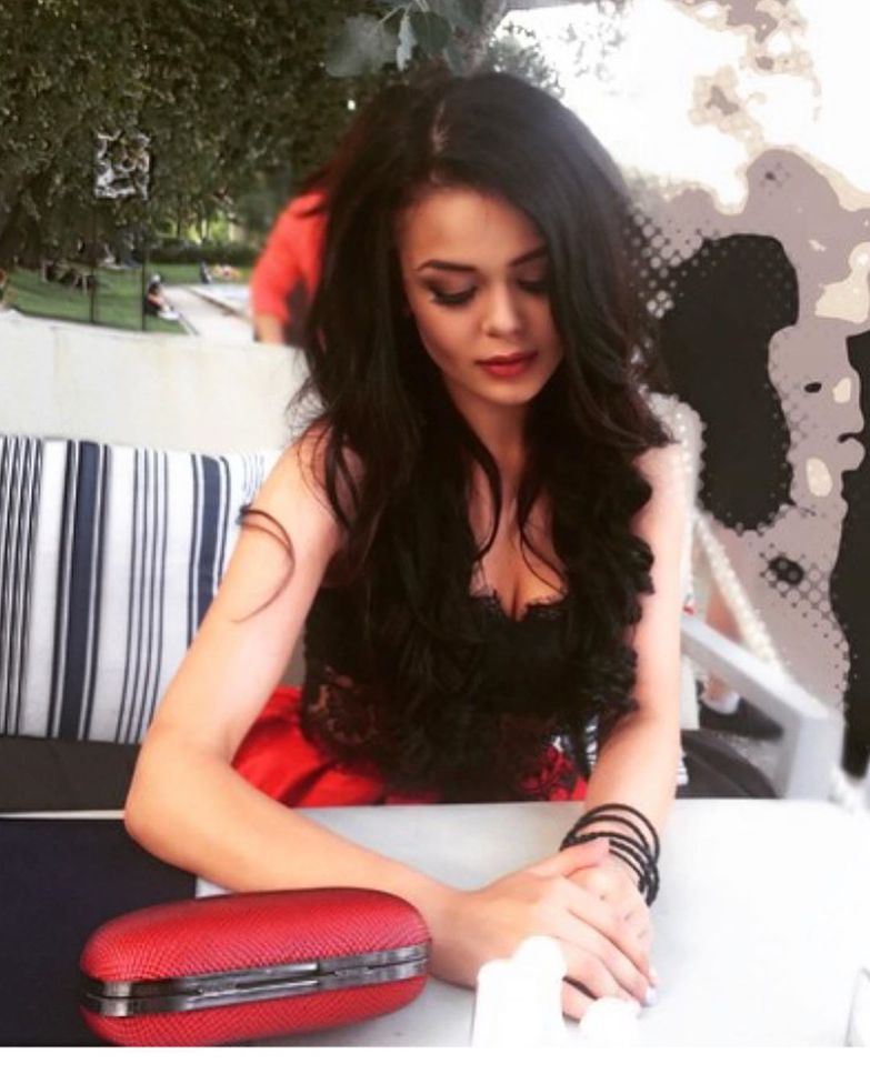 Аліна Гросу