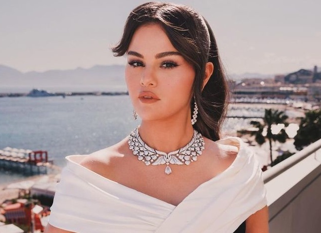 На тлі чуток про пластику: Селена Гомес назвала єдину процедуру, яку робила на обличчі