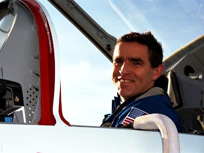 Леонид Каденюк