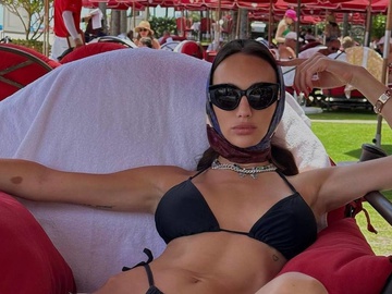 Варлей показала улюблене фото із фотосесії для чоловічого журналу - відверті кадри