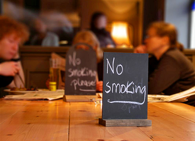 ТОП-5 стран, где лучше не появляться с сигареткой: Канада