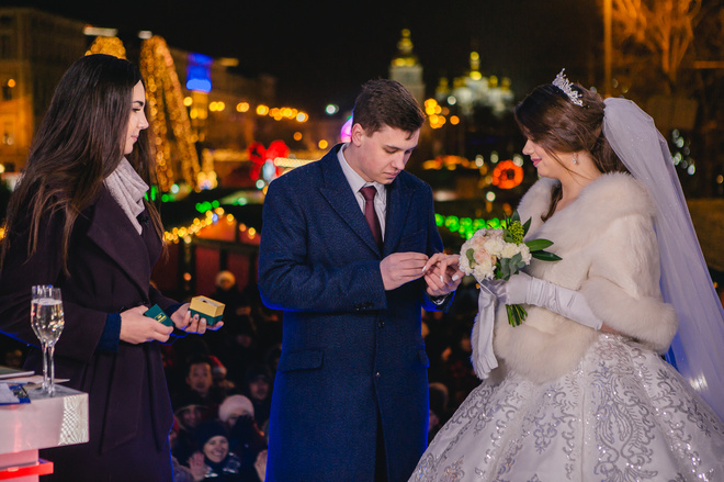 Весілля в прямому ефірі: як одружився наймолодший звільнений моряк Андрій Ейдер