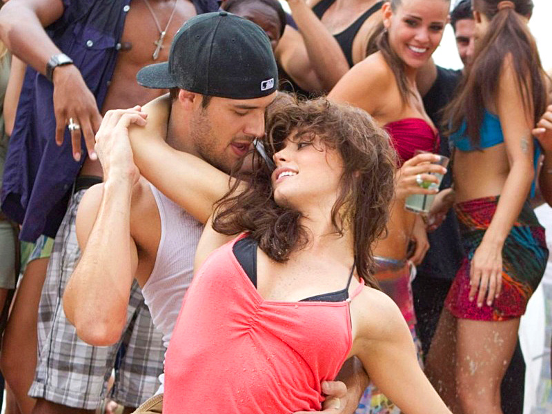 Кадры из фильма "Шаг вперед 4: революция"