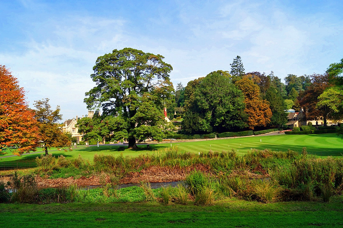 Деревня Castle Combe